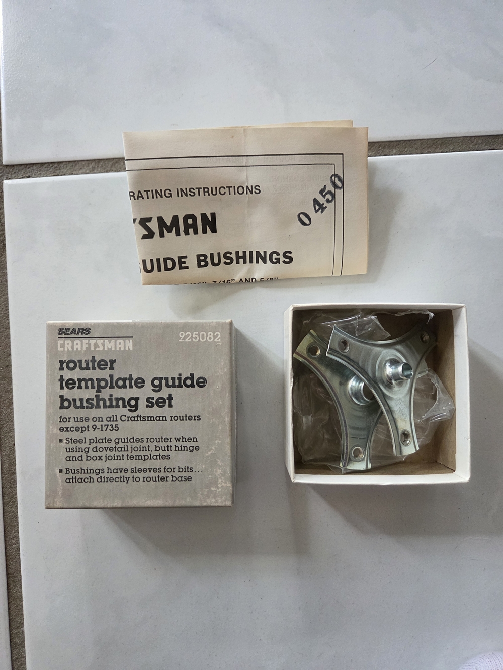 Craftsman Router Template Guide Bushing Set - White - Picture 3 of 3